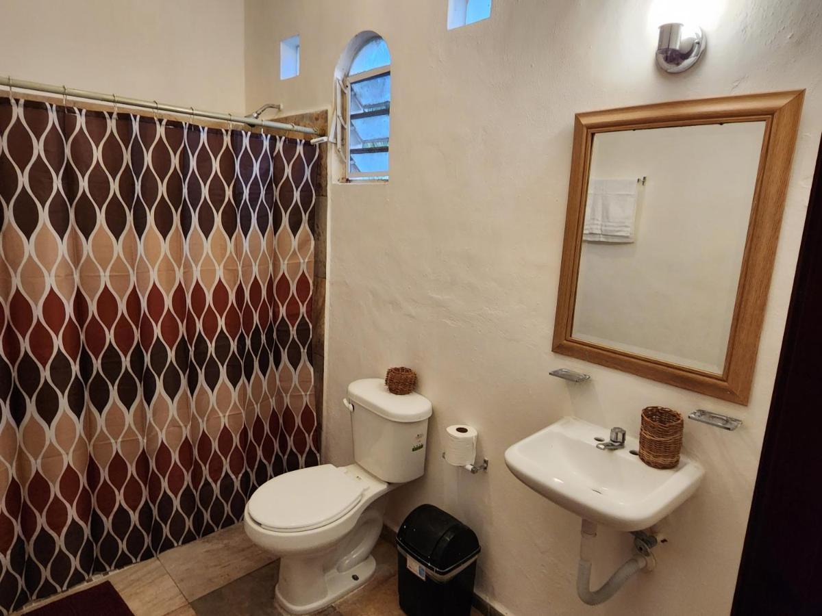 Hotel Maya Antes Navieros Bacalar Kültér fotó
